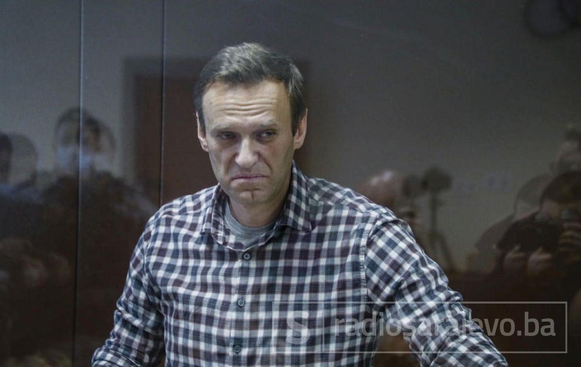 Navalni_reakcije - undefined